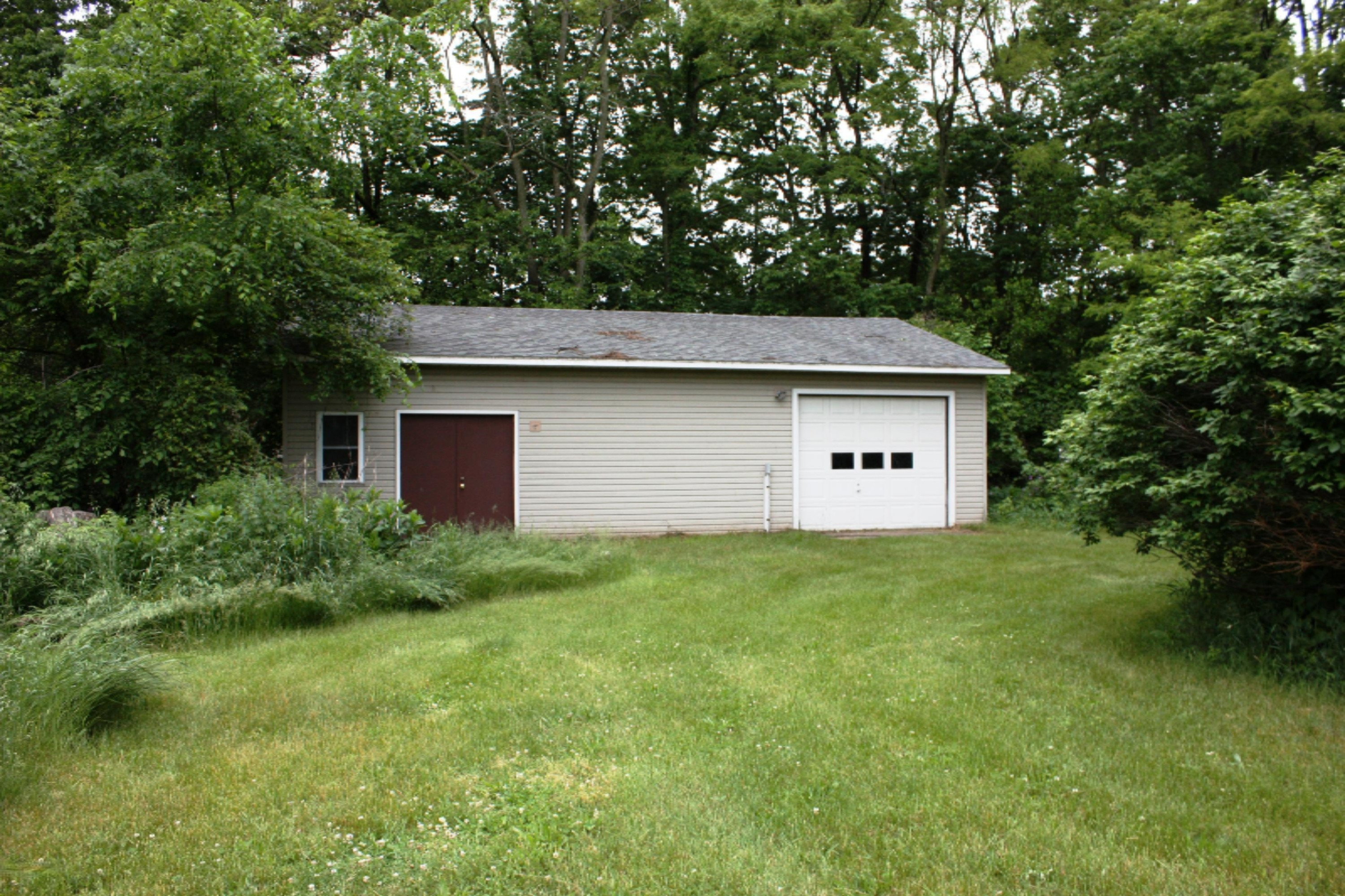 466 Centreville Road Constantine, MI 49042 - Photo 3 of 52 IMG_0035