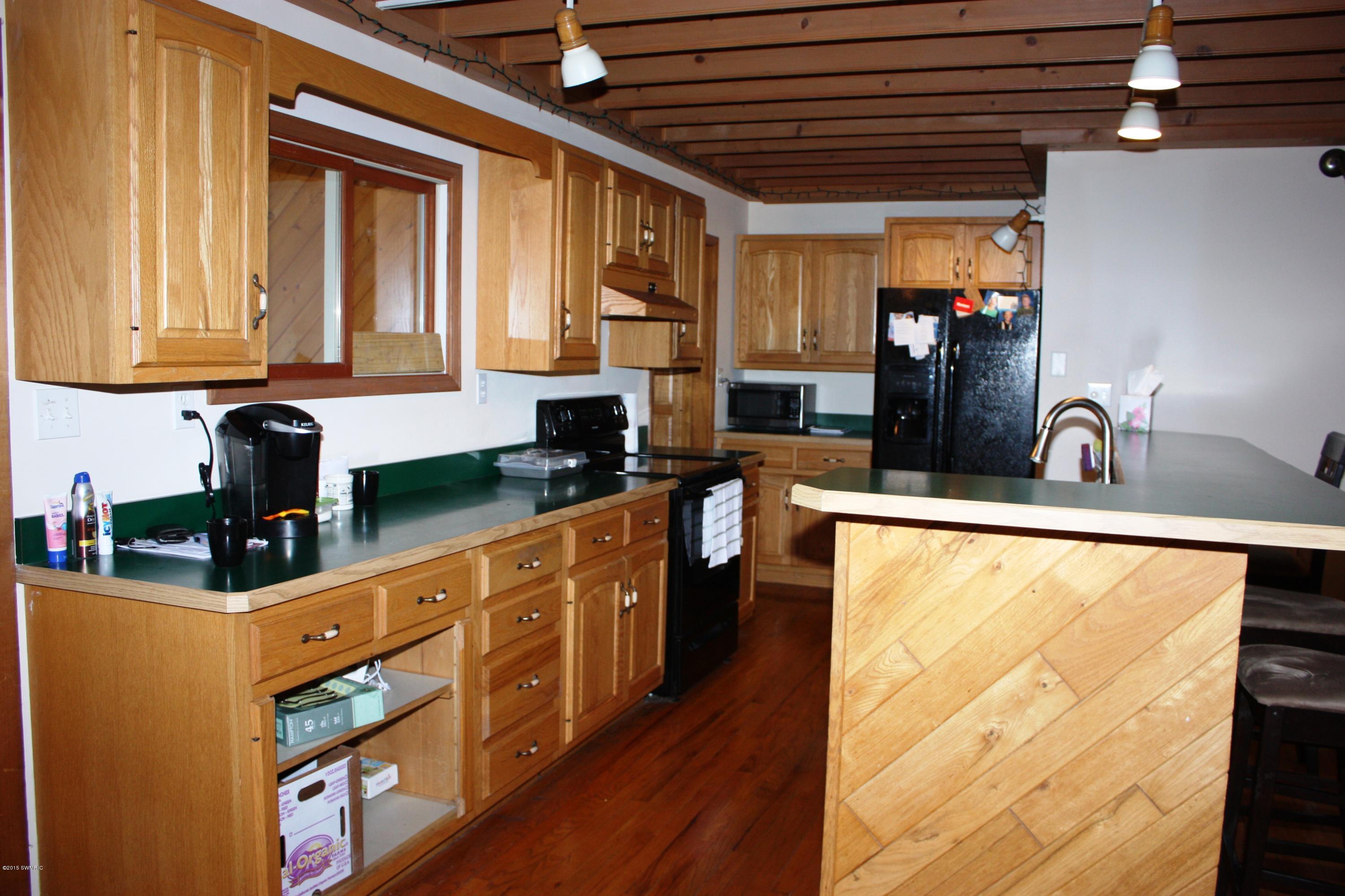 466 Centreville Road Constantine, MI 49042 - Photo 4 of 52 IMG_0007
