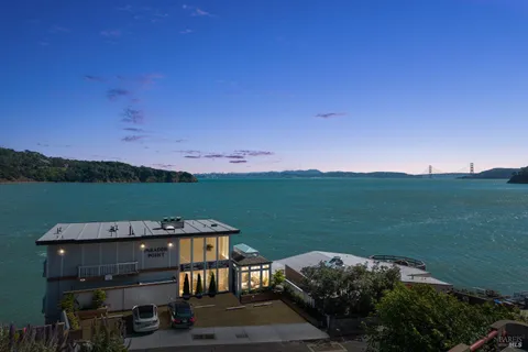 $6,877,000 | 2002 Paradise Drive, Tiburon, CA 94920