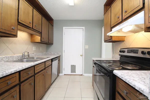 $1,550 | 6528 Hunter Street, Milton, FL 32570