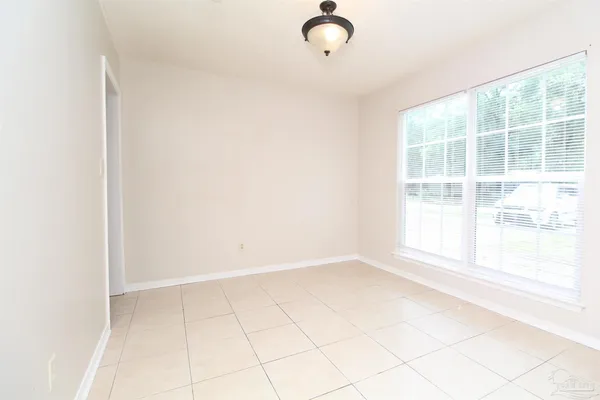 $1,550 | 6528 Hunter Street, Milton, FL 32570