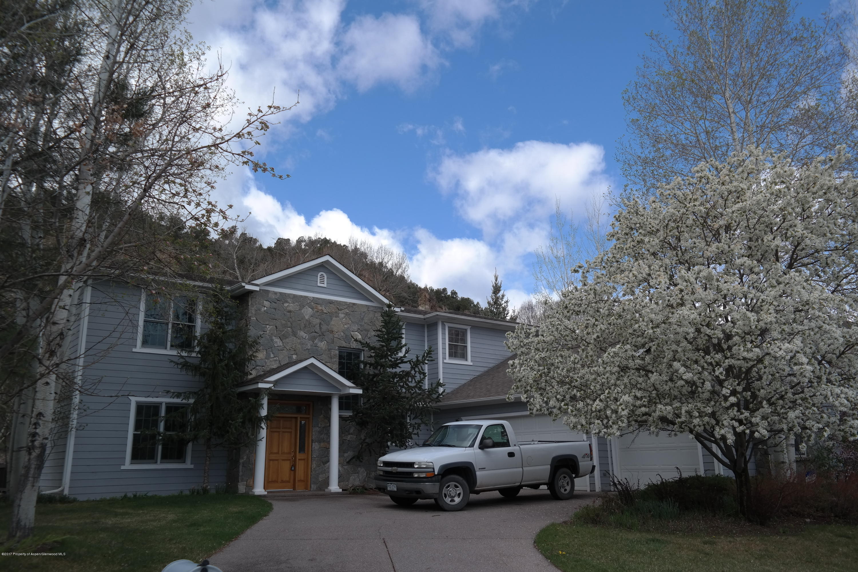 345 Oak Run Road Carbondale, CO 81623 - Photo 3 of 3 SAM_1367