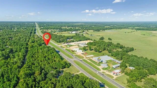 $150,000 | 3875 Highway 271, Powderly, TX 75473