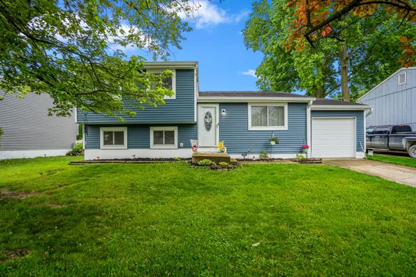 $274,900 | 2421 Nugget Drive, Grove City, OH 43123