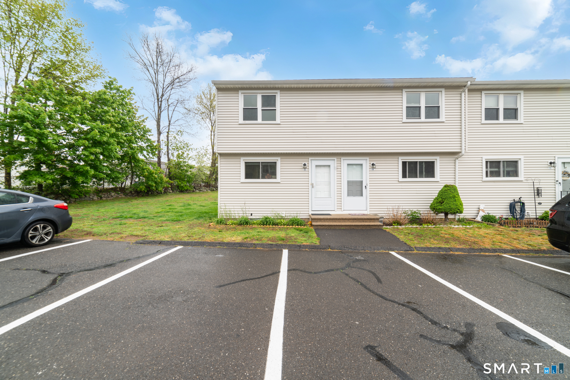 1081 New Haven Road, Unit 11A Naugatuck, CT 06770 - Photo 1 of 1