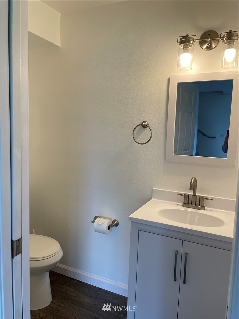 7405 Beverly Lane, Unit 202 Everett, WA 98203 - Photo 8 of 18