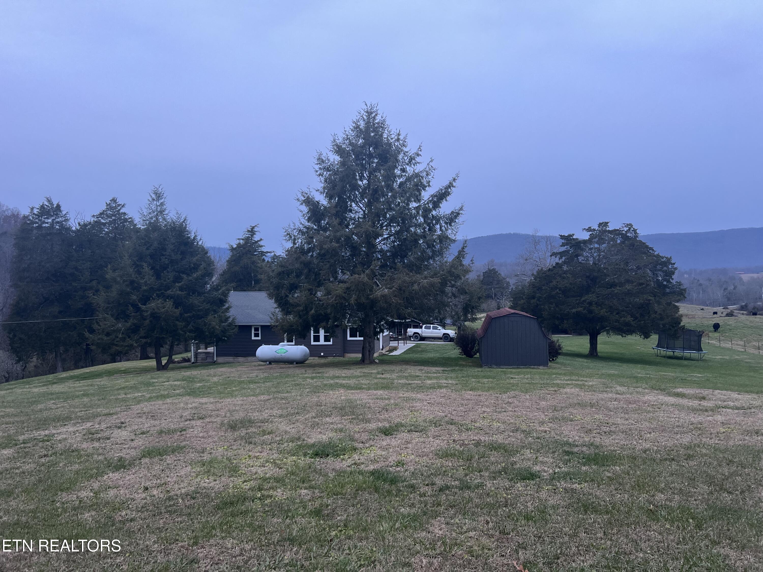 1623 Straight Branch Road Speedwell, TN 37870 - Photo 11 of 15 D15572D0-F61D-43EB-AAE9-B22456D209FF