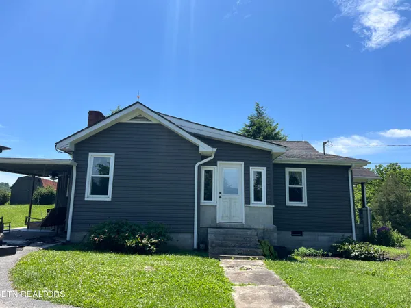 $297,500 | 1623 Straight Branch Road, Speedwell, TN 37870