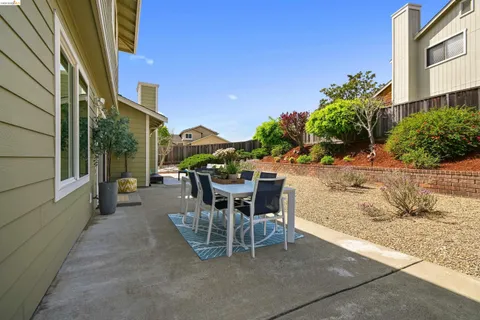 $1,197,000 | 4303 Chamberlin Court, Oakland, CA 94619