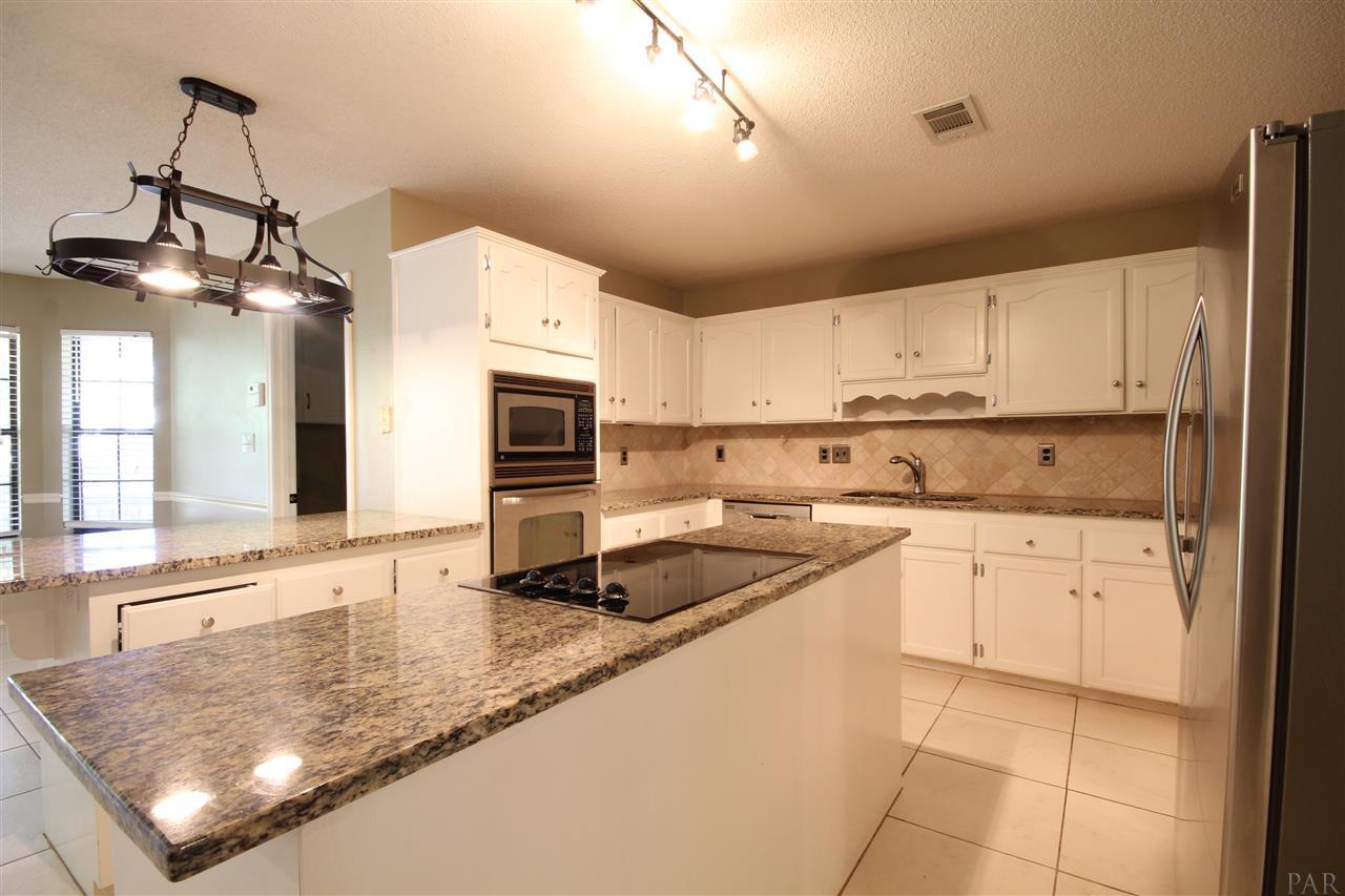 8862 Burning Tree Road Pensacola, FL 32514 - Photo 12 of 37