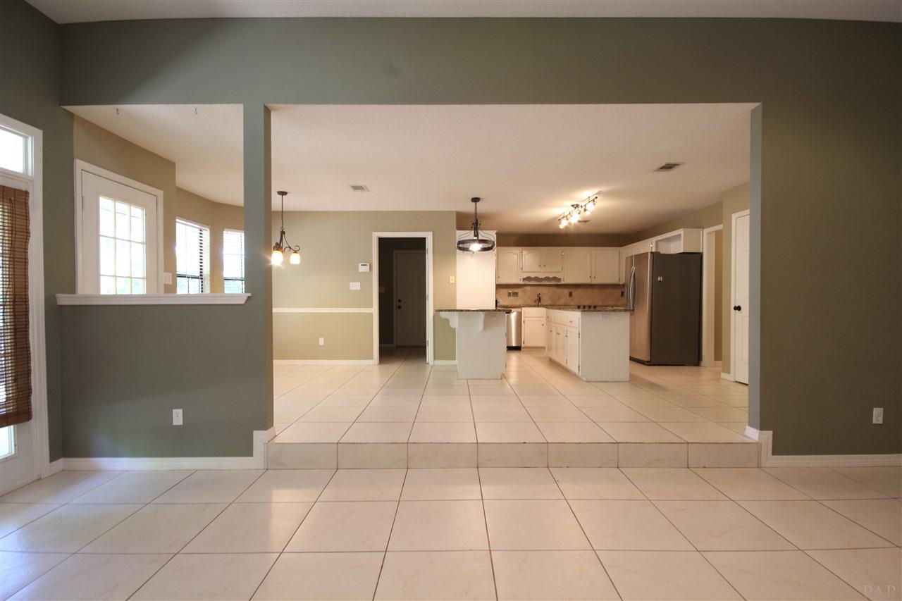 8862 Burning Tree Road Pensacola, FL 32514 - Photo 23 of 37