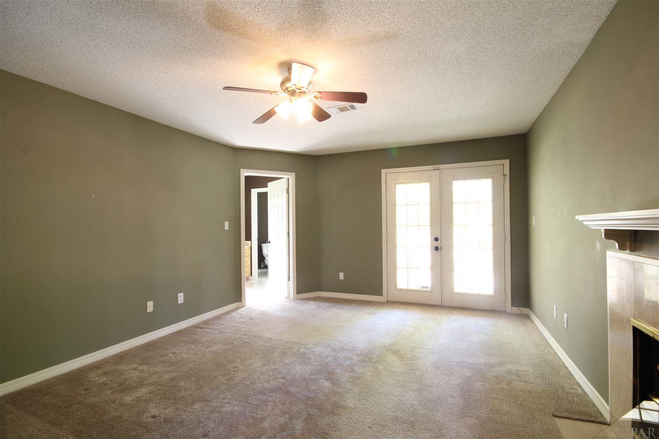 8862 Burning Tree Road Pensacola, FL 32514 - Photo 24 of 37
