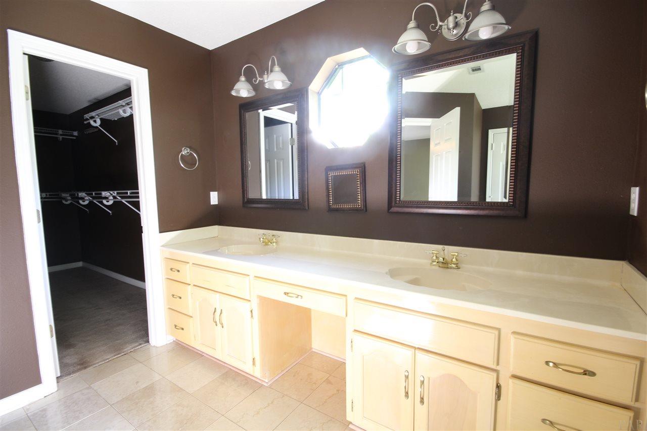 8862 Burning Tree Road Pensacola, FL 32514 - Photo 27 of 37