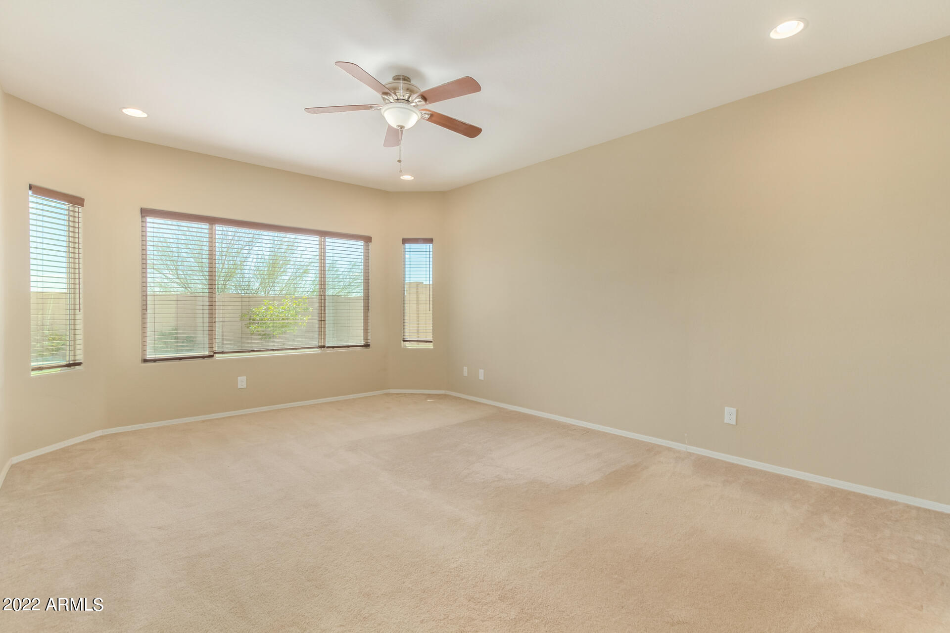 10847 West Nosean Road Peoria, AZ 85383 - Photo 17 of 41 17 - Nosean
