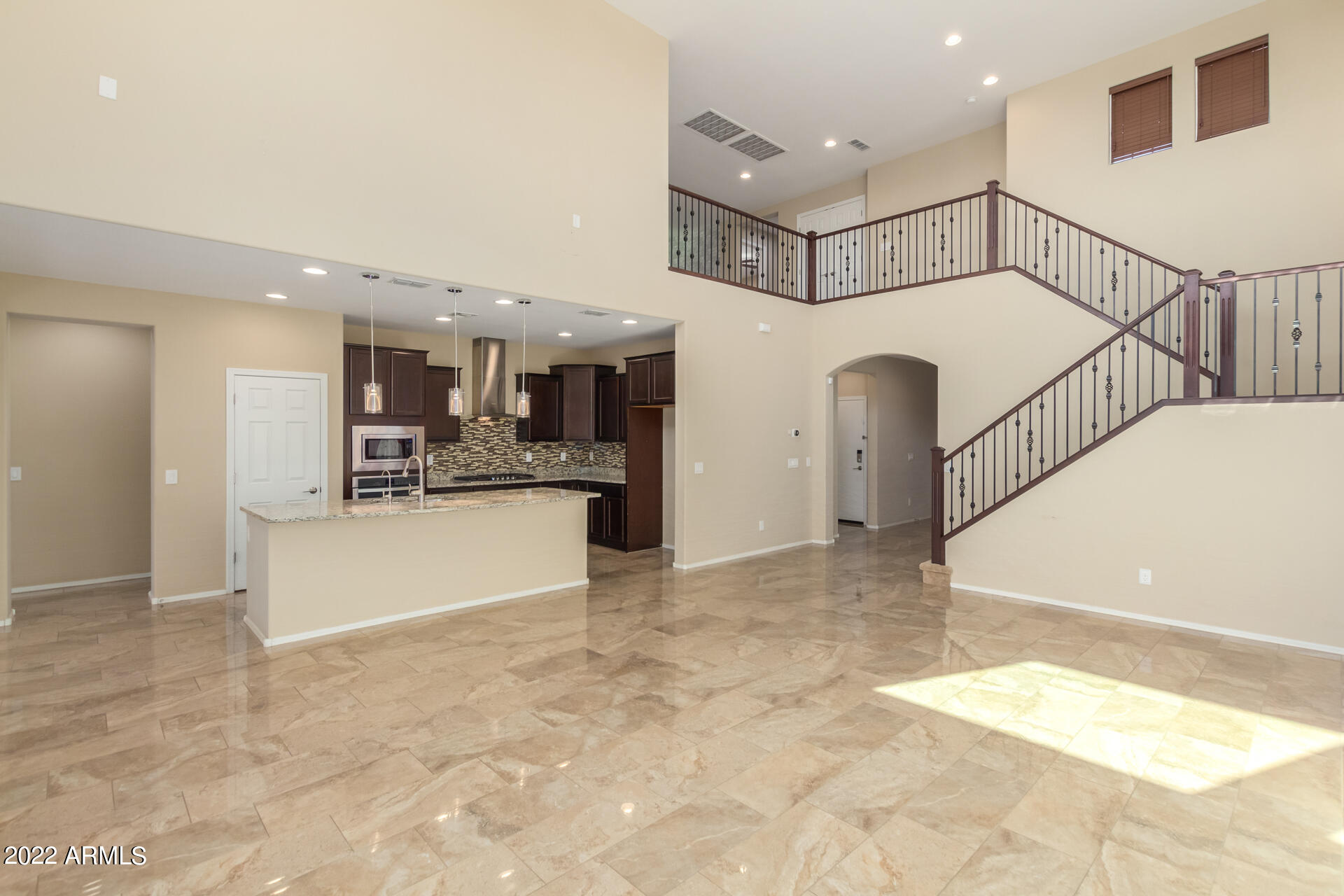 10847 West Nosean Road Peoria, AZ 85383 - Photo 9 of 41 09 - Nosean
