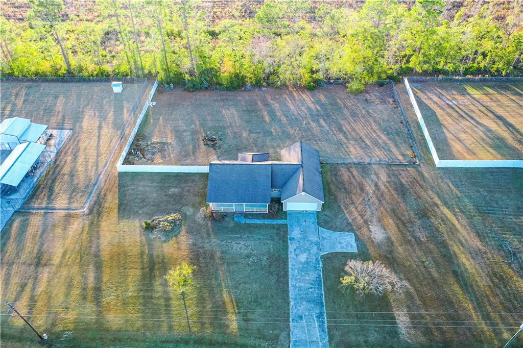 2395 North Clough Bay Road Waycross, GA 31503 - Photo 4 of 35