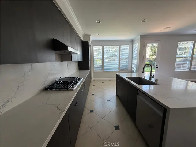 $5,800 | 11516 Venezia Way, Porter Ranch, CA 91326