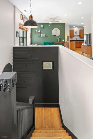 $2,400 | 5138 North Winchester Avenue, Unit 3, Chicago, IL 60640