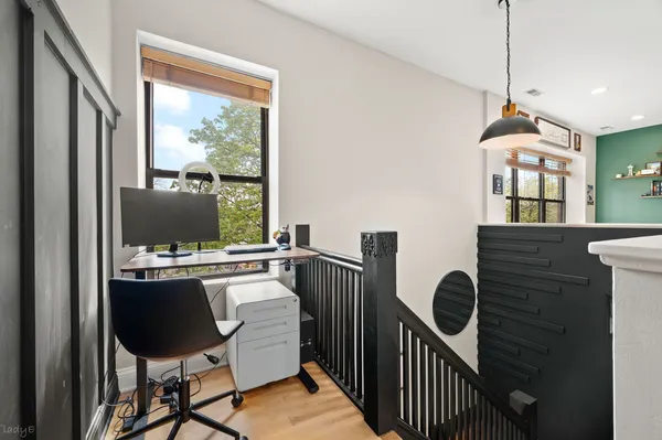 $2,400 | 5138 North Winchester Avenue, Unit 3, Chicago, IL 60640