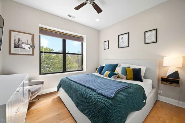 $2,400 | 5138 North Winchester Avenue, Unit 3, Chicago, IL 60640