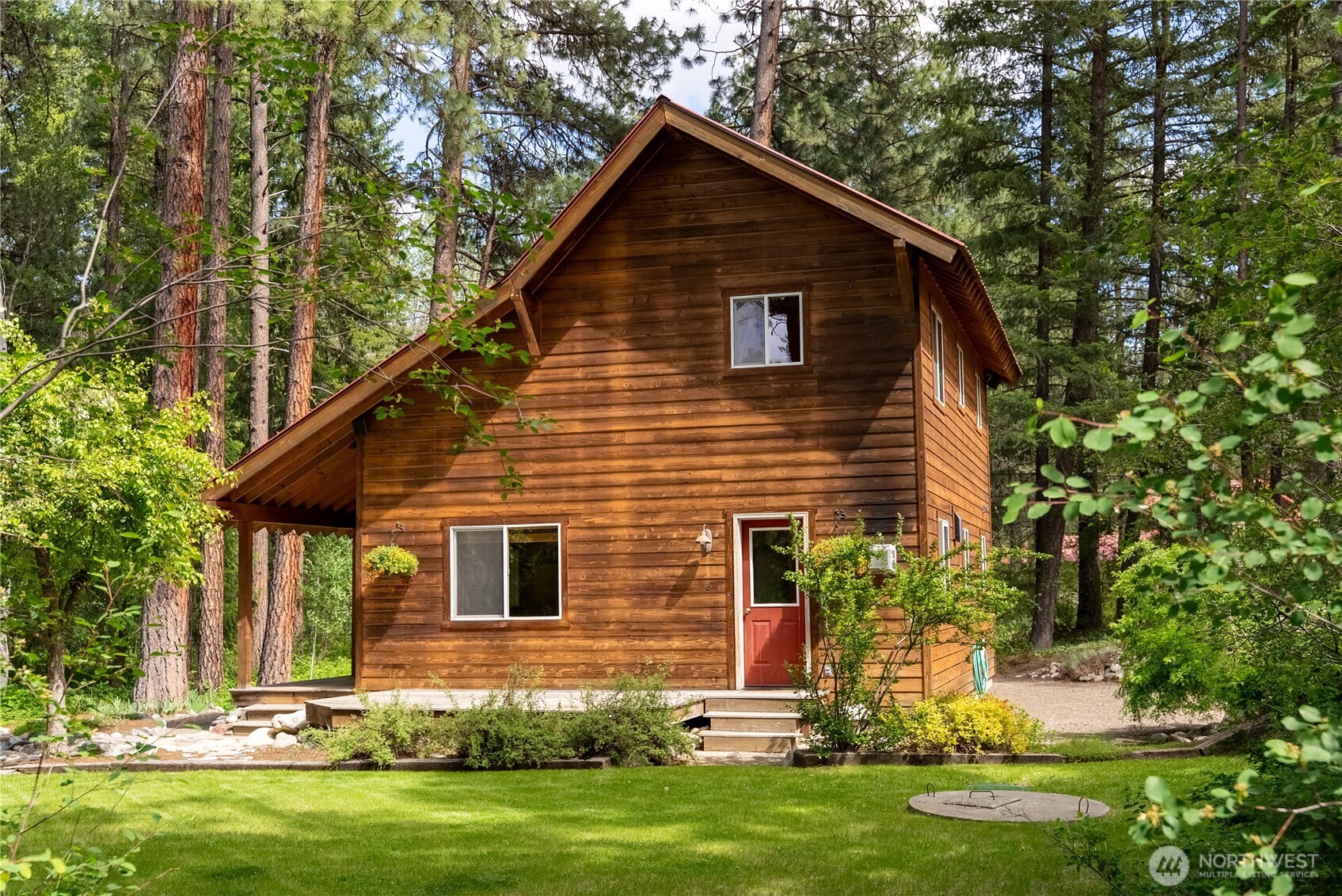 18 Deer Run Loop Road Winthrop, WA 98862 - Photo 1 of 40 Gallery Image 1