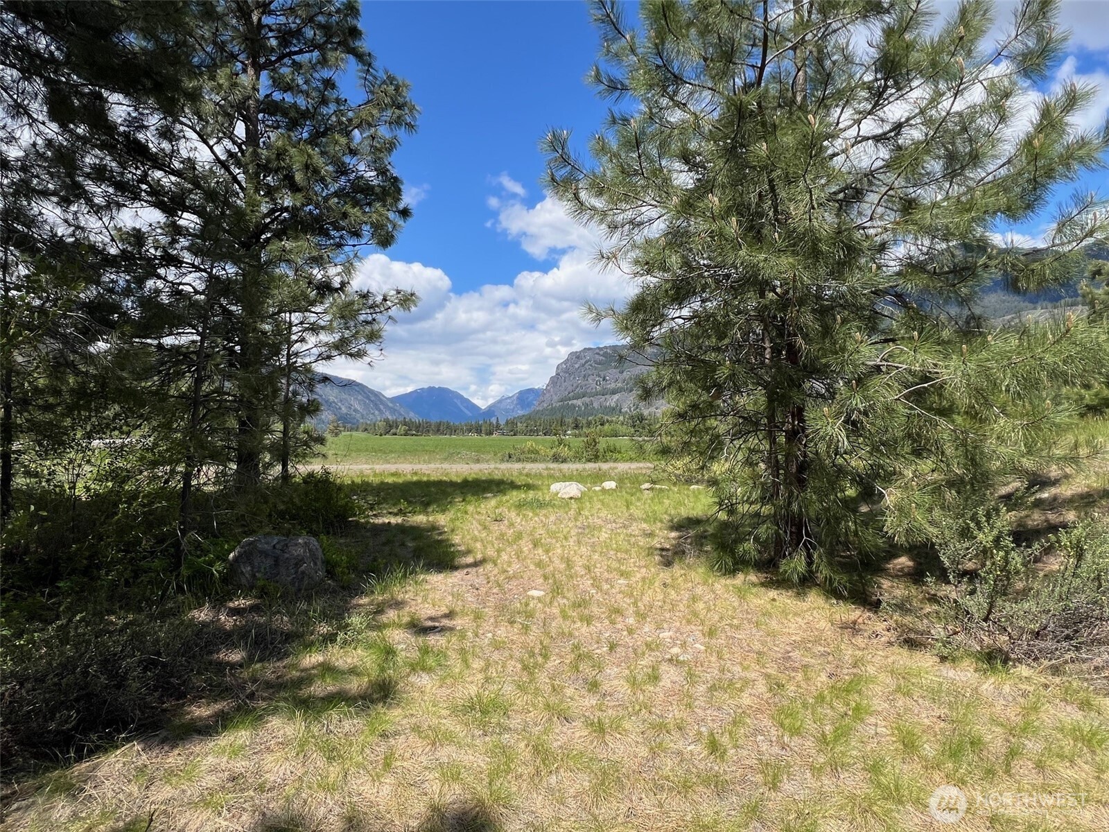 18 Deer Run Loop Road Winthrop, WA 98862 - Photo 14 of 40 Gallery Image 14