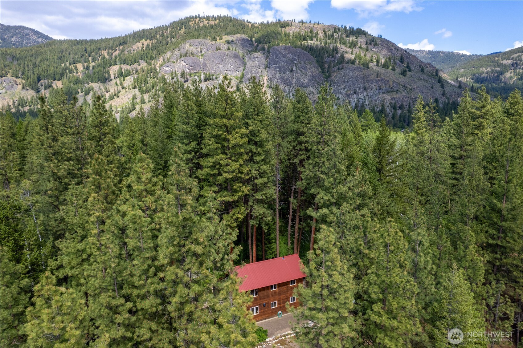 18 Deer Run Loop Road Winthrop, WA 98862 - Photo 4 of 40 Gallery Image 4