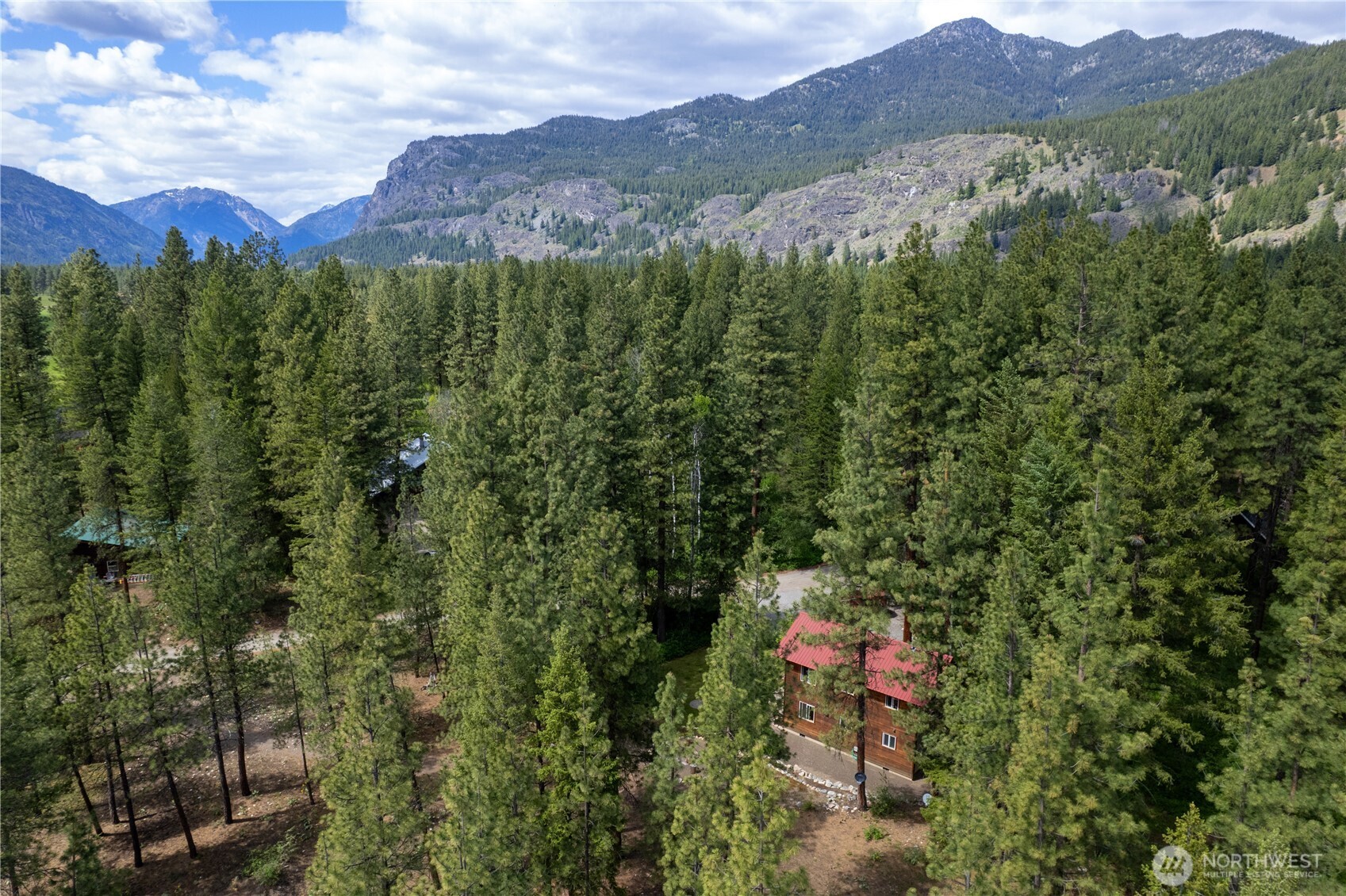 18 Deer Run Loop Road Winthrop, WA 98862 - Photo 6 of 40 Gallery Image 6