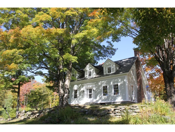 463 Arrau Road Andover, VT 05143 - Photo 4 of 36