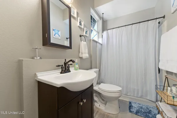 $299,000 | 699 Dunbar Avenue, Unit 302, Bay St. Louis, MS 39520