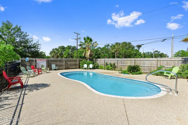 $299,000 | 699 Dunbar Avenue, Unit 302, Bay St. Louis, MS 39520