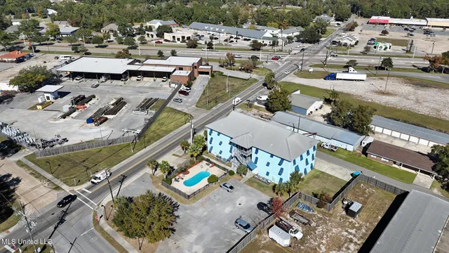 $299,000 | 699 Dunbar Avenue, Unit 302, Bay St. Louis, MS 39520