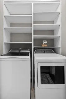 a close up view of washer and dryer