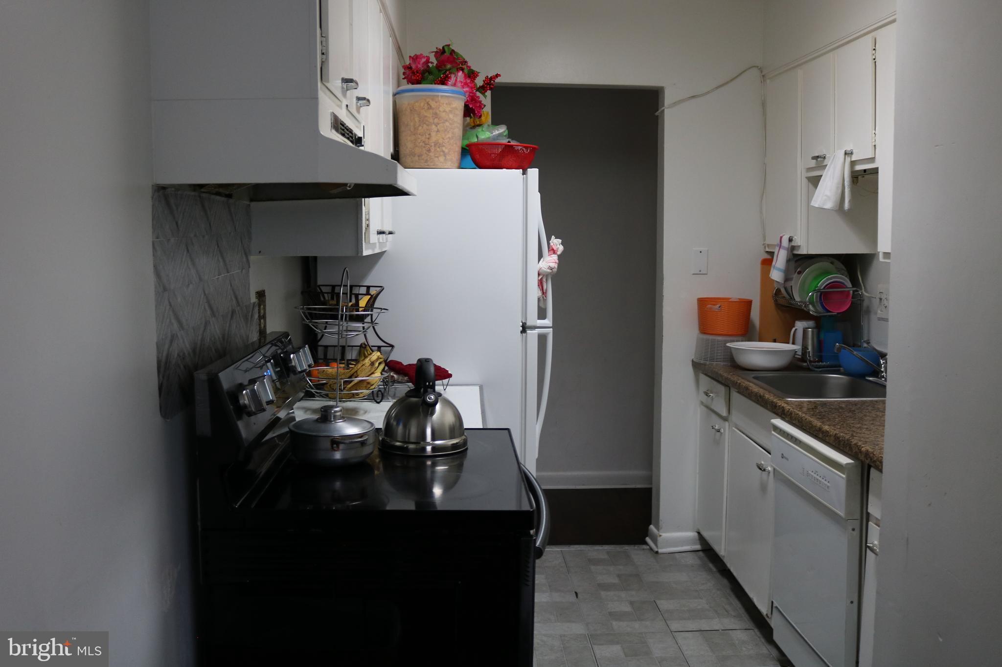 12818 Epping Terrace, Unit 2D Silver Spring, MD 20906 - Photo 4 of 19