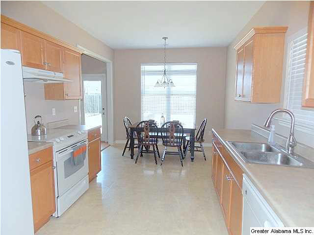 2123 Spaulding Place Moody, AL 35004 - Photo 4 of 27