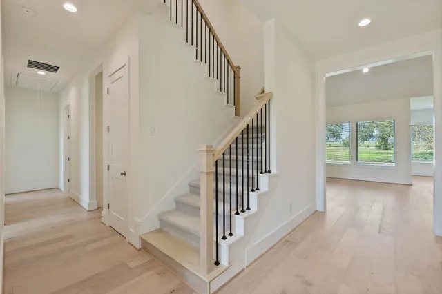 $814,990 | 25216 Pleasant Retreat Court, Montgomery, TX 77356