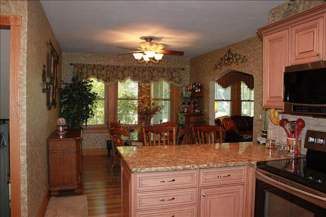 3173 North Custer Road Monroe, MI 48162 - Photo 7 of 25