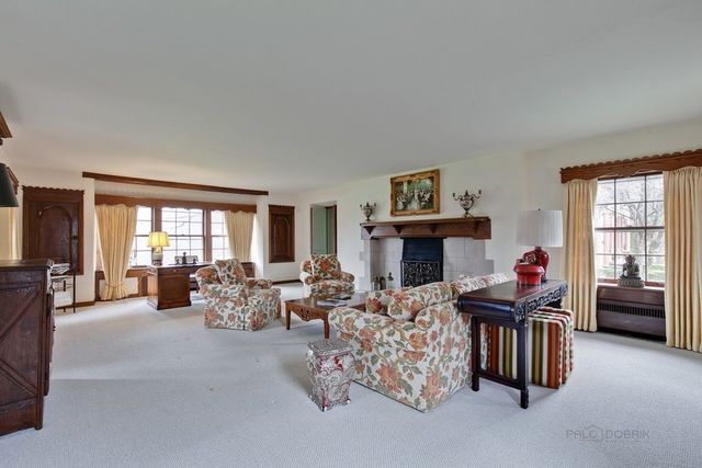 291 Donlea Road Barrington Hills, IL 60010 - Photo 8 of 44