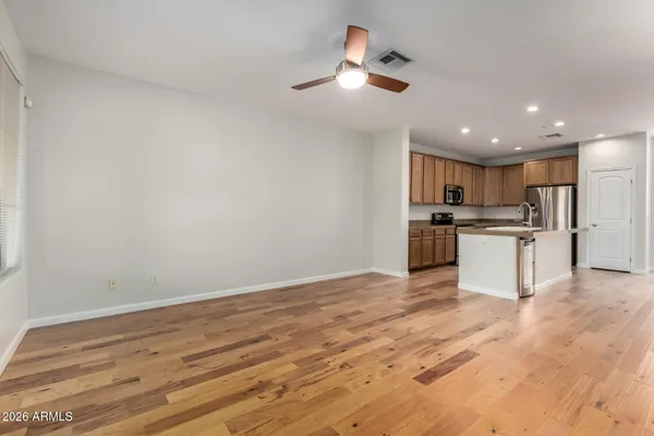 $410,000 | 10655 North 9th Street, Unit 213, Phoenix, AZ 85020