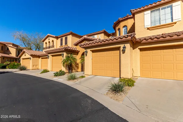 $410,000 | 10655 North 9th Street, Unit 213, Phoenix, AZ 85020