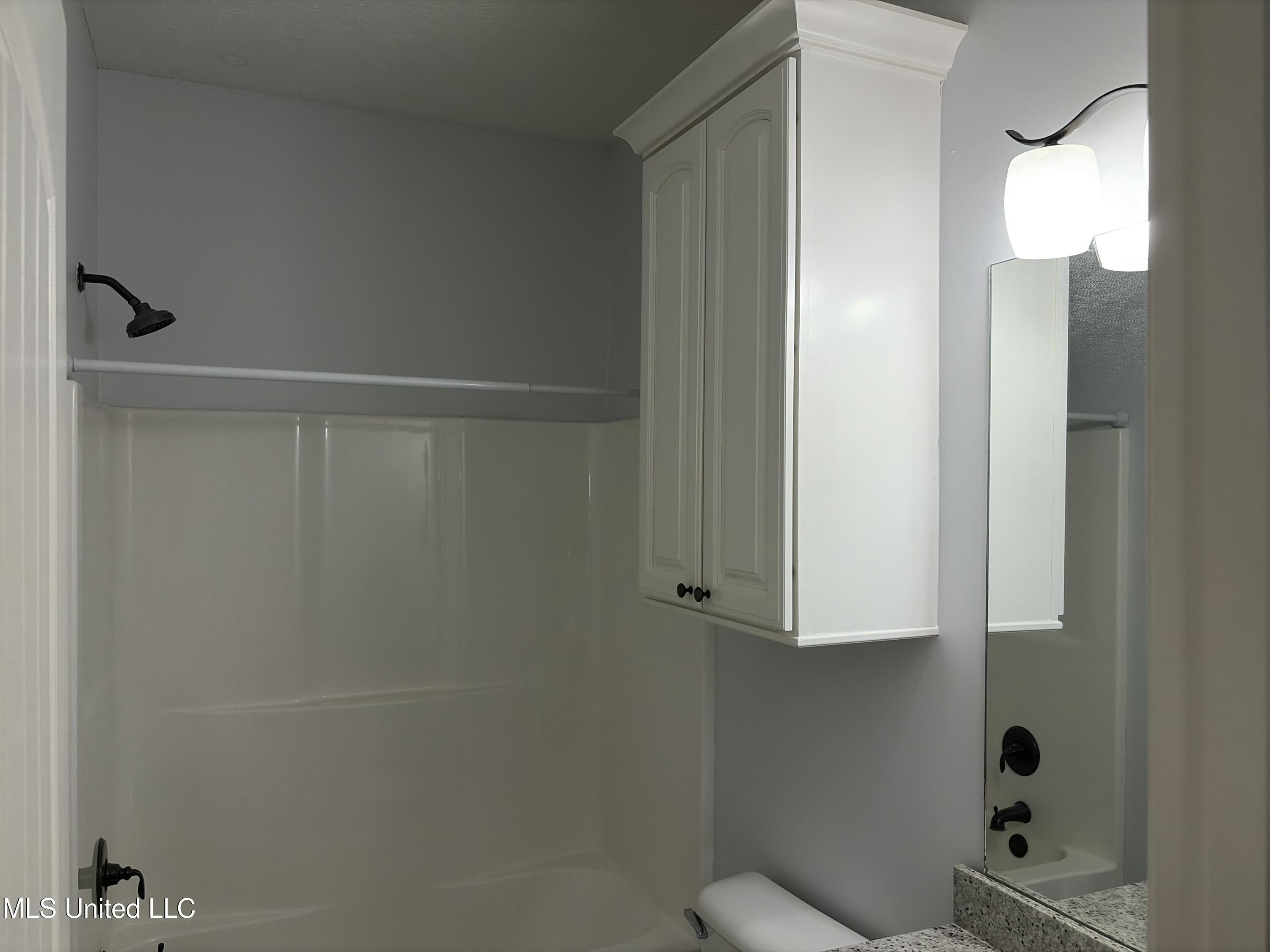 305 Flagstone Drive Brandon, MS 39042 - Photo 25 of 29 IMG_20251106_115119