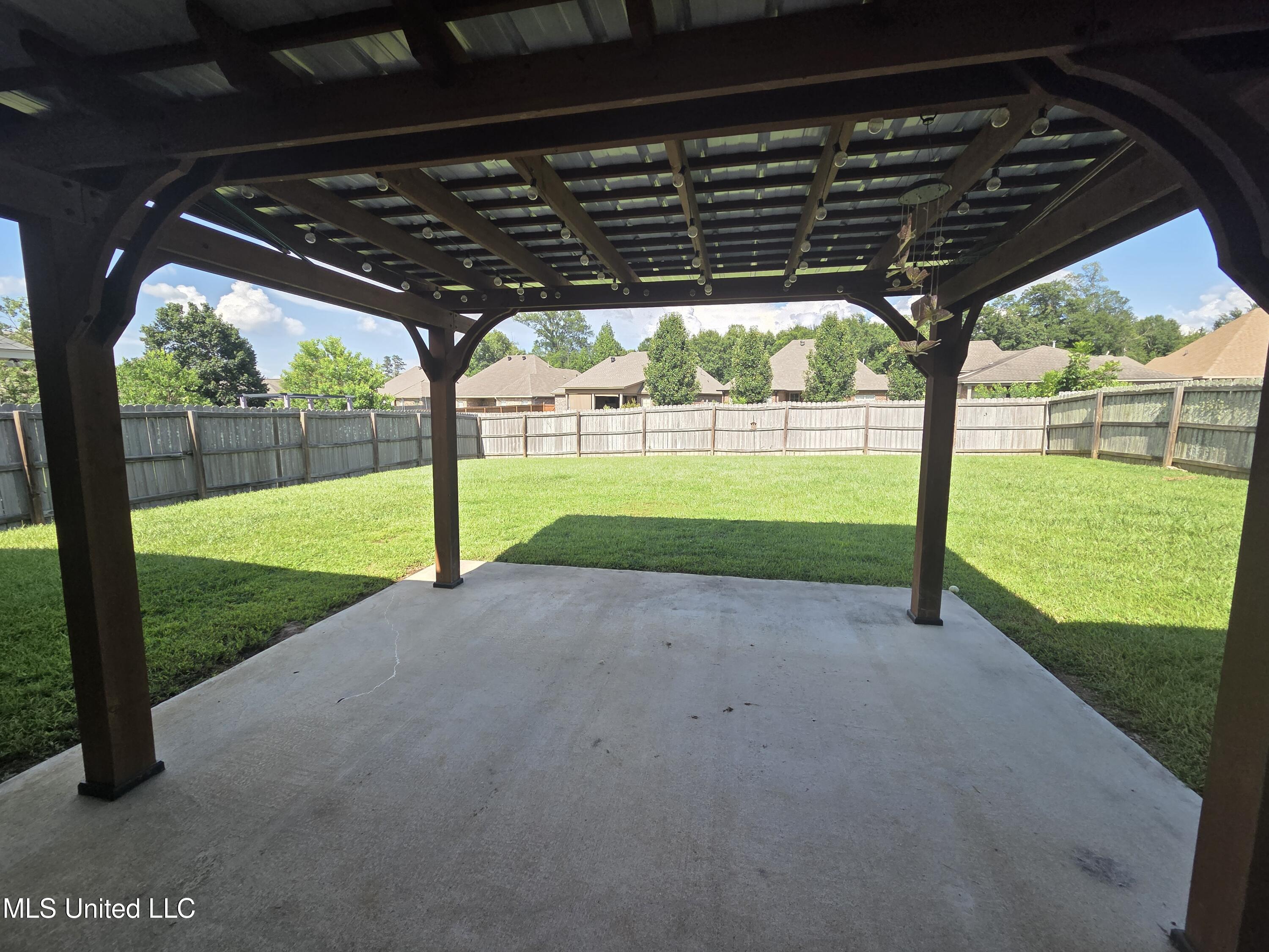 305 Flagstone Drive Brandon, MS 39042 - Photo 26 of 29 20250714_161630