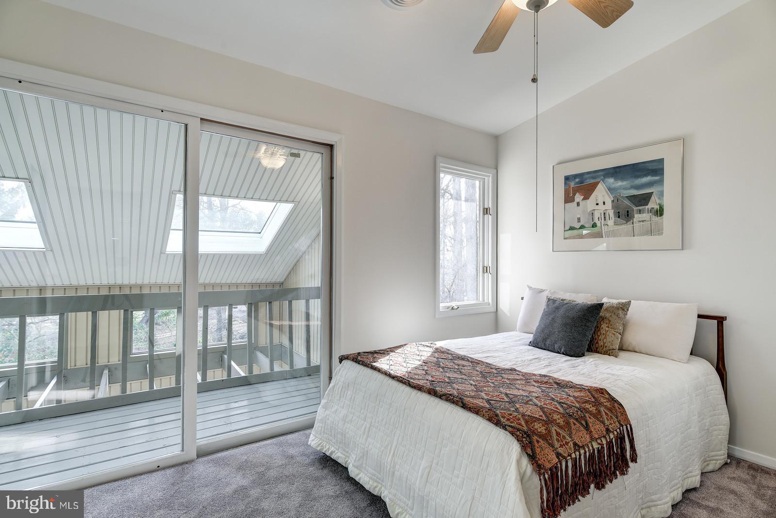 12928 Coppermine Road Union Bridge, MD 21791 - Photo 26 of 38 a bedroom with a large bed and a window