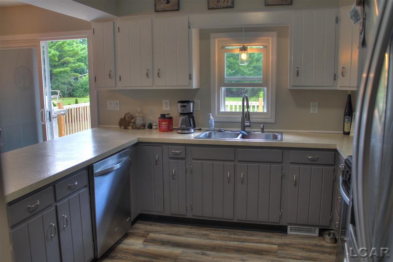 2317 Laberdee Road Adrian, MI 49221 - Photo 6 of 17 Kitchen