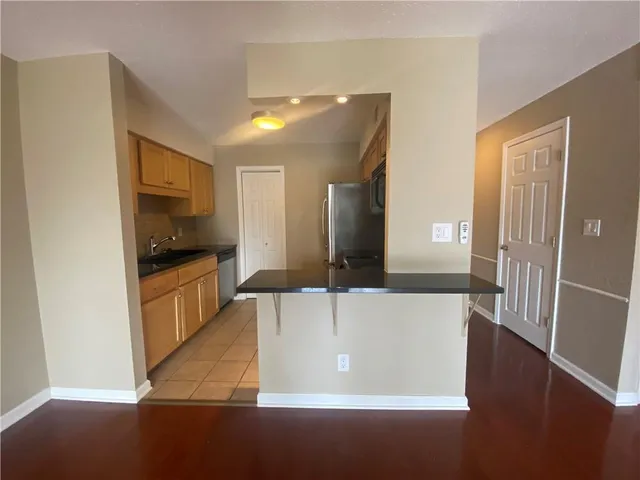 $1,150,000 | 4143-4157 Roanoke Road, Kansas City, MO 64111