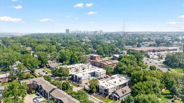 $1,150,000 | 4143-4157 Roanoke Road, Kansas City, MO 64111