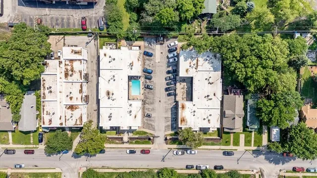 $1,150,000 | 4143-4157 Roanoke Road, Kansas City, MO 64111