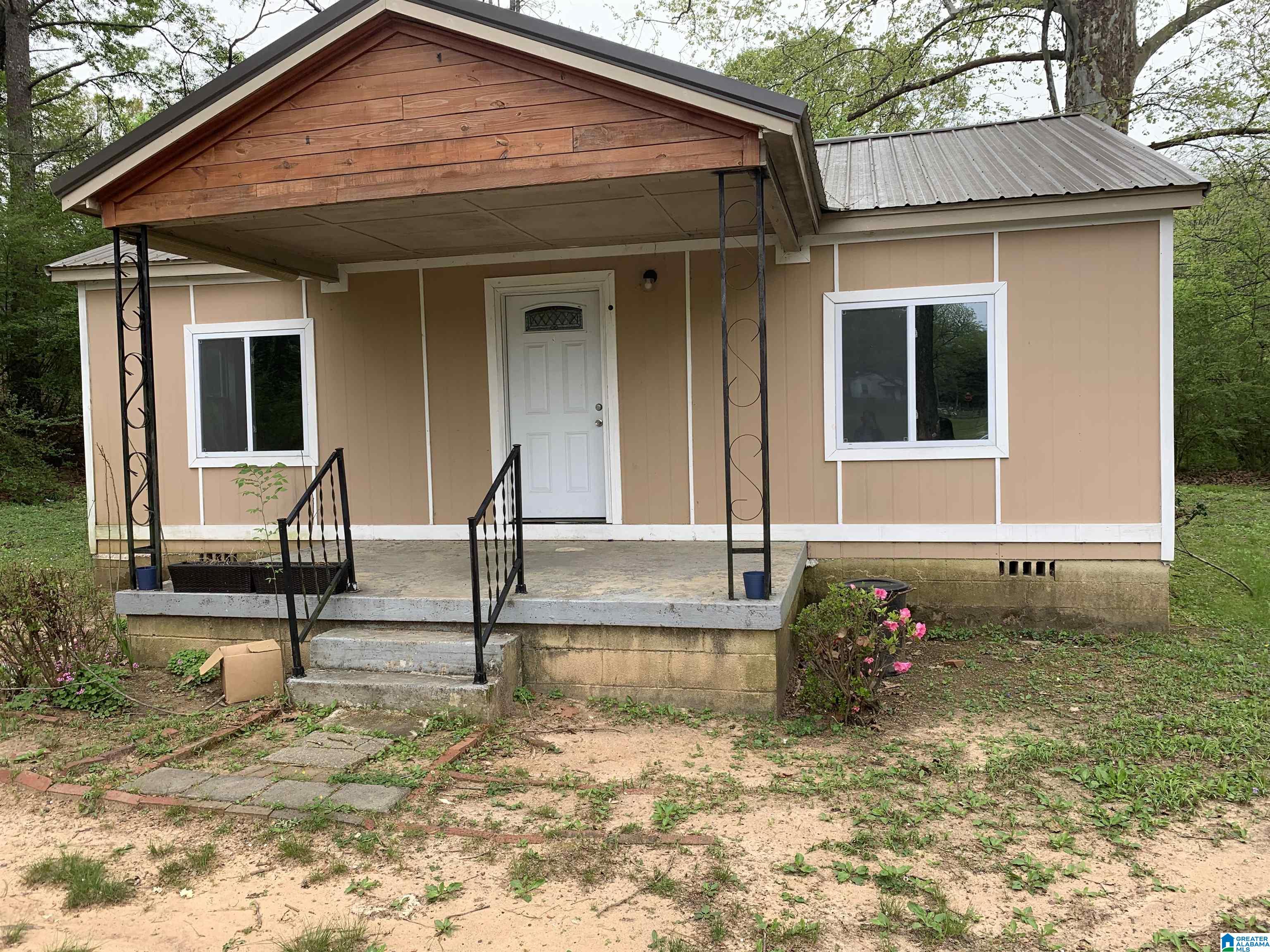400 South Ledbetter Street Anniston, AL 36201 - Photo 1 of 21