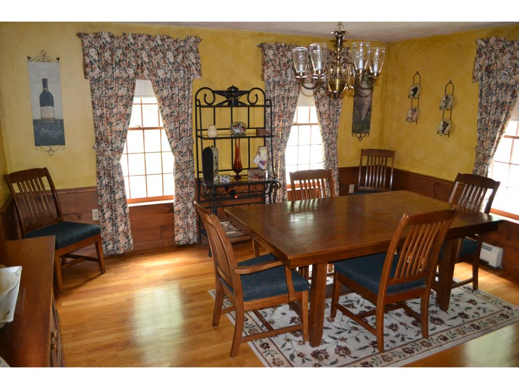 43 Floyd Road Derry, NH 03038 - Photo 14 of 24