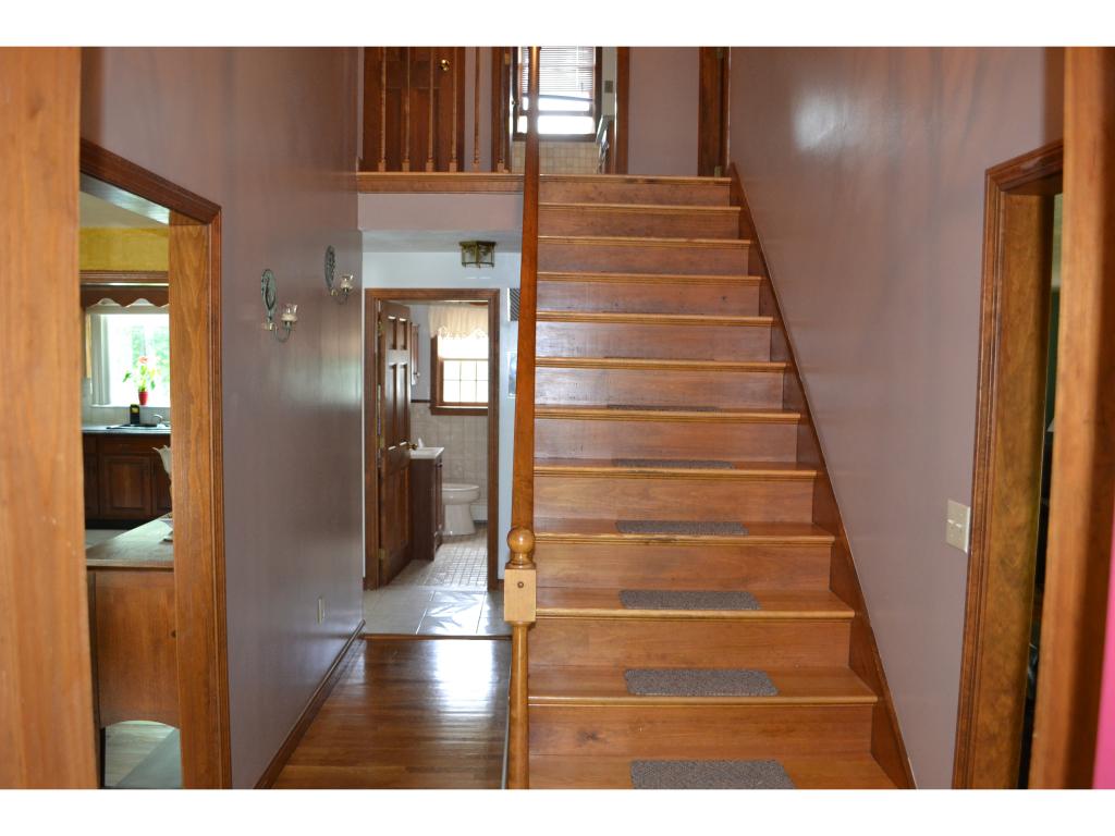 43 Floyd Road Derry, NH 03038 - Photo 7 of 24